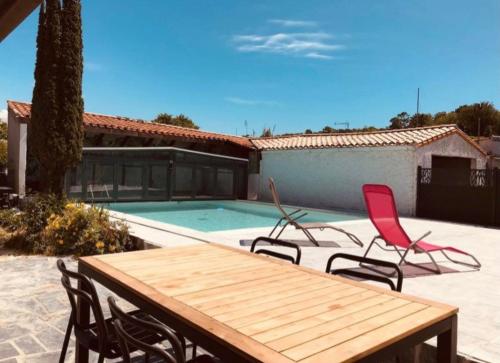 Maison pour 4 avec spa et terrasse