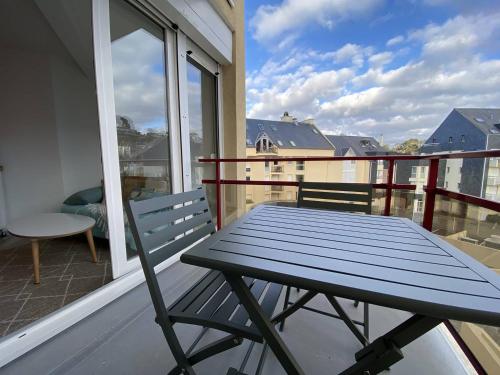 Photo de la galerie de l'établissement Bel appartement rénové à 20m de la plage de Trestraou à PERROS-GUIREC - Réf 502, à Perros-Guirec