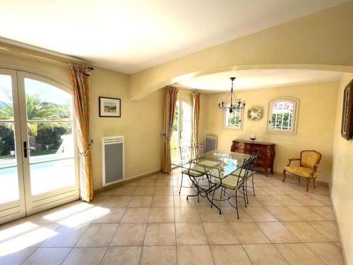 Maison cosy en bordure du golf.