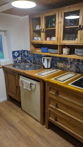 Dapur atau dapur kecil di Ferienhaus nahe Krautsand
