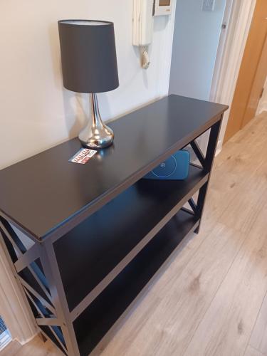 Μια τηλεόραση ή/και κέντρο ψυχαγωγίας στο Ferry Gait Apartments