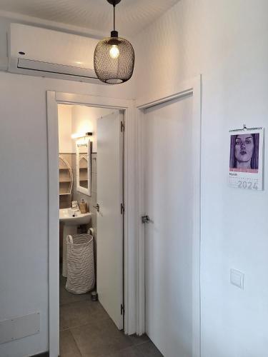 Stylish 2-Bedroom Apartment Yumbo