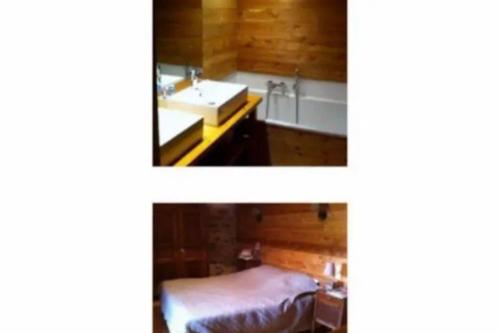 une salle de bain avec un lavabo, une baignoire et un lit dans l'établissement maison de campagne Mezenc., à Saint-Front