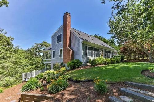 Zahrada ubytování Charming Chatham Abode with Sunroom