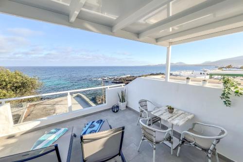 Casa Burgao Studio with large seaview terrace