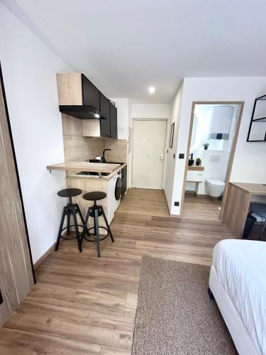 Studio 100m gare Part-Dieu/terrasse/Parking privé