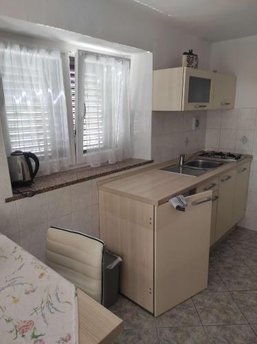 Apartments with parking space Rabac, Labin - 6414