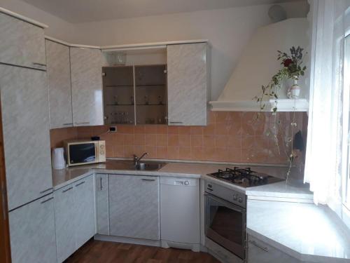 Apartments with parking space Okrug Gornji - Ciovo - 22795