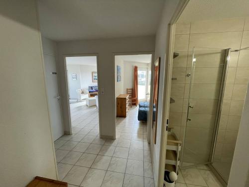 Salle de bains dans l'établissement T3 6 pers avec piscine et accès direct plage - Saint-Cyprien - FR-1-106-101