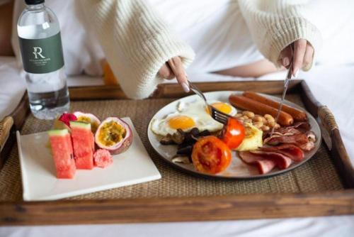 Jídlo v hotelu nebo okolí