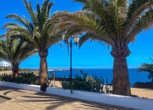 Villa La Perla - Oceanfront - View to Fuerteventura Lobos