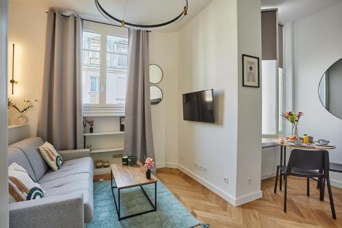 Studio Arc de Triomphe by Studio prestige