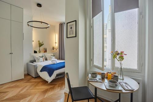 Studio Arc de Triomphe by Studio prestige