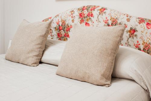 Una cama o camas en una habitación de Hotel Miramare