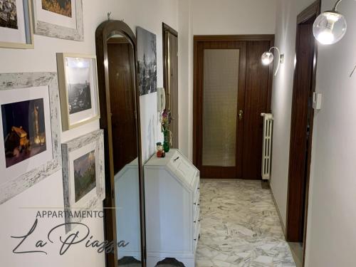 Gambar di galeri bagi Appartamento La Piazza di Montese