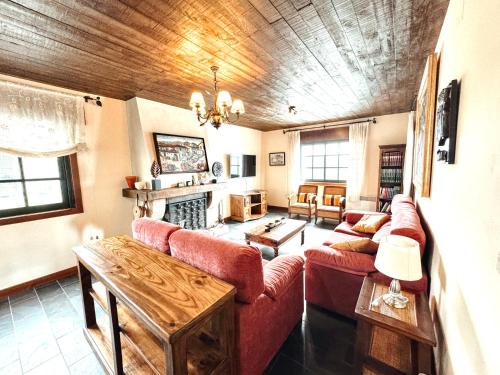 Et opholdsområde på ThatsHome Villa Pedriñas