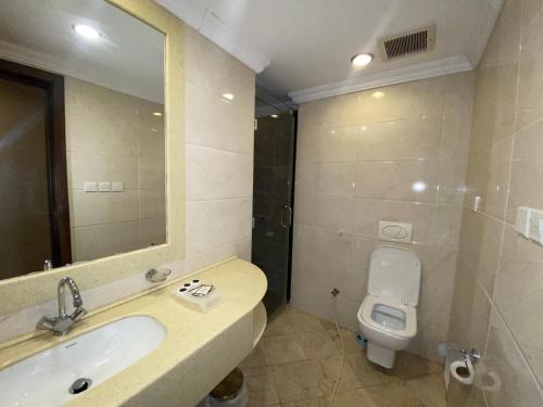 Kúpeľňa v ubytovaní فندق أوركيد العزيزية توصيل للحرم