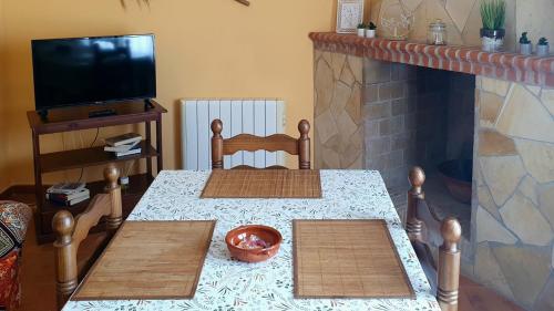 Μια τηλεόραση ή/και κέντρο ψυχαγωγίας στο Mirador de la cueva