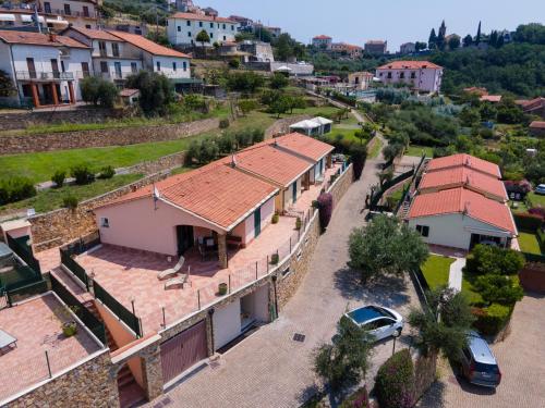 Gallery image of Residence Villa il Casale - appartamenti wellness e piscina riscaldata in Tovo San Giacomo
