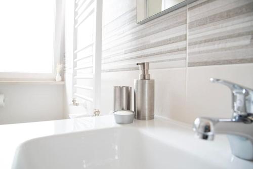 Koupelna v ubytování Puglia, Manfredonia nel cuore del Gargano