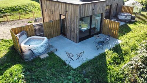 Giardino di Les Tiny House du Mas de Mont