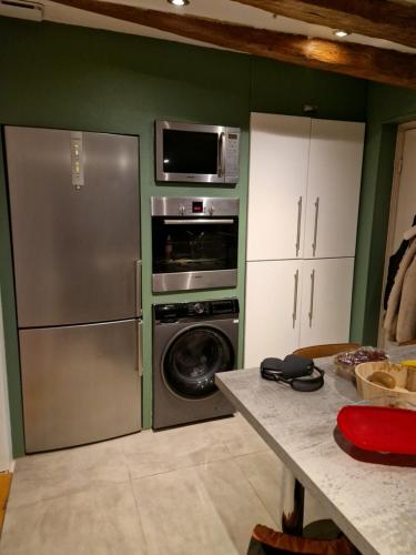 Photo de la galerie de l'établissement Appartement chaleureux en plein coeur de Bordeaux, à Bordeaux