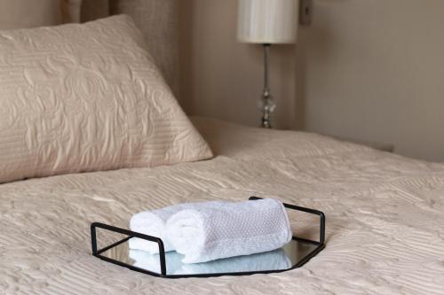 Säng eller sängar i ett rum på ABGS AIR BnB 2 Bedroom Apartment