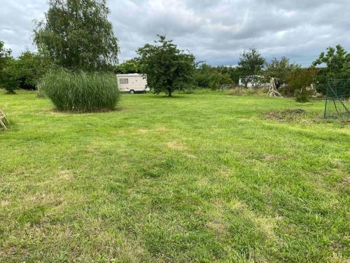 Taman di luar Studio proche Beauval et Châteaux de la Loire