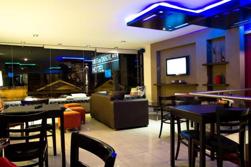 Χώρος καθιστικού στο Hotel Aires de Tandil