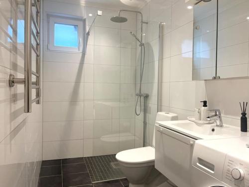 A bathroom at Elegant house Stockholm