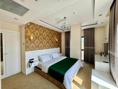 Letto o letti in una camera di Green Roof Boutique Hotel & SPA Istanbul Airport