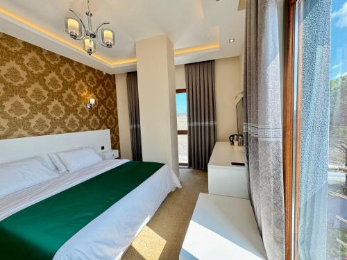 Letto o letti in una camera di Green Roof Boutique Hotel & SPA Istanbul Airport