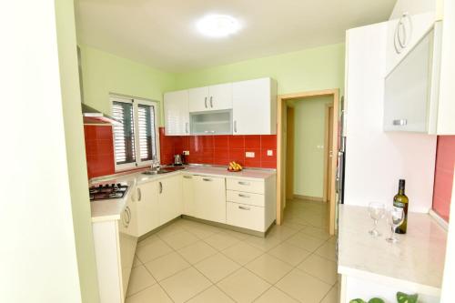 Apartments for families with children Bibinje, Zadar - 22677