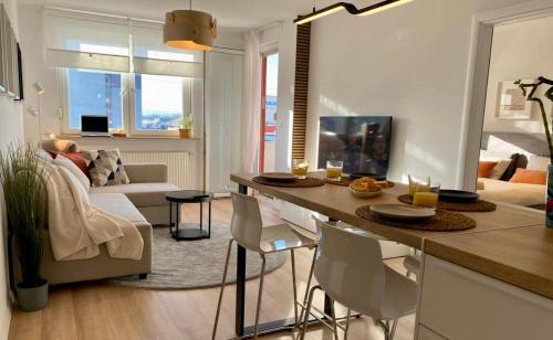 Delux apartment LA ARENA with private garage
