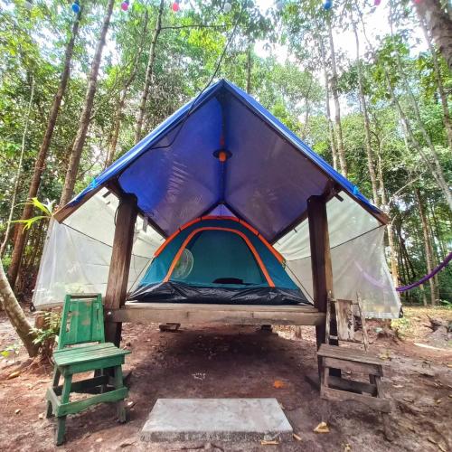 Imagen de la galería de Bar Horizon Hostel, en Chumphon