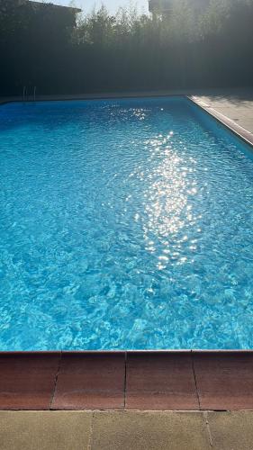 Bazén v ubytování Appartement lumineux terrasse piscine nebo v jeho okolí