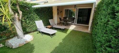 Taman di luar VIDABRAVA Sagaro garden, Jardin privado, piscina, 150 m playa