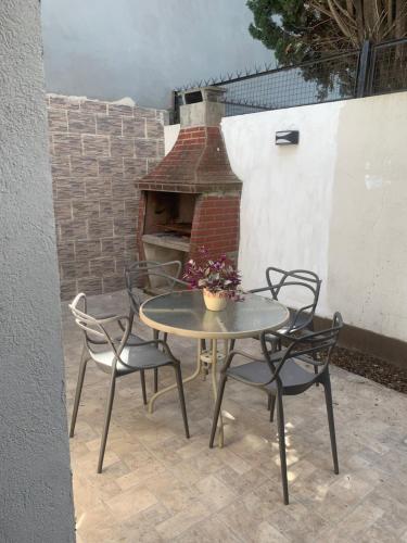 Kawasan patio atau luaran di AQUI ES 4 !!