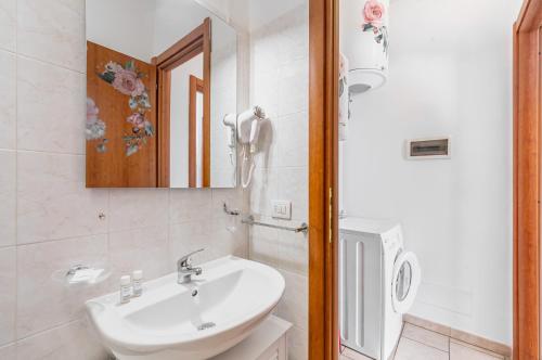 Phòng tắm tại La Nicchia dei Papi - Visarno Arena Lovely Apt