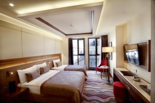 Foto dalla galleria di Grand Hotel de Pera a Istanbul