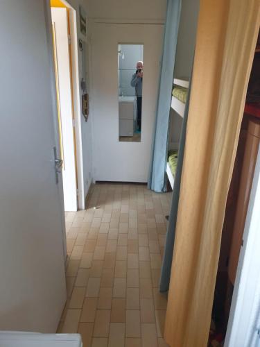 Photo de la galerie de l'établissement studio meublé carqueiranne, à Carqueiranne