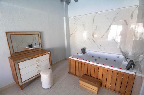 Koupelna v ubytování Likya Suit A 2+1 Villa, Özel Havuzlu, Fethiye