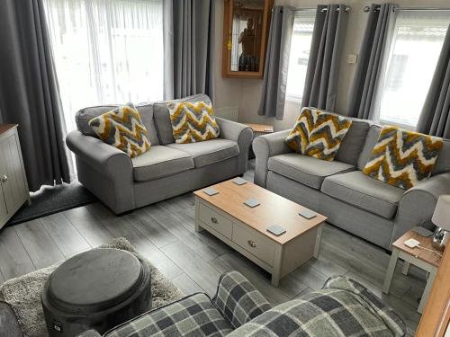 Χώρος καθιστικού στο Belfry 6 - Homely Spacious Caravan Seton Sands