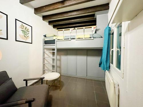 StNicolas1 Frenche Style Appt Bastille