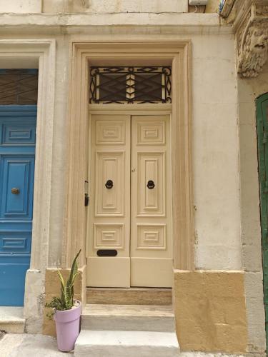 Façana o entrada de Ta' Gamillu