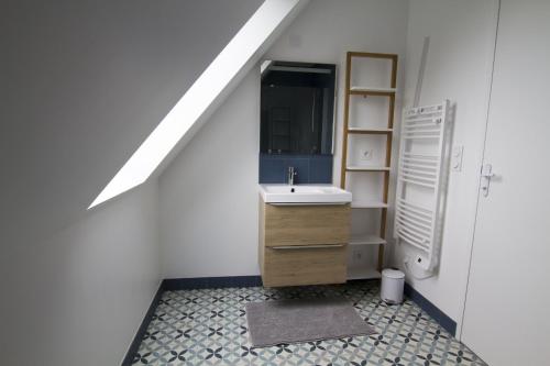 Vonios kambarys apgyvendinimo įstaigoje TY WRACH - Jolie maison neuve PMR proche du port