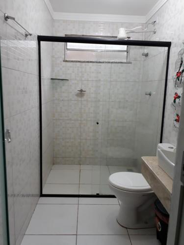 Ванна кімната в Apartamento temporada - Praia do Sul