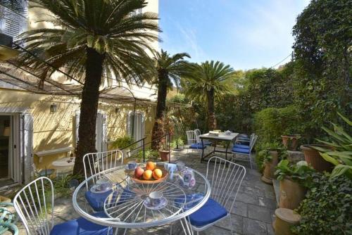 Wishing Well Apartment, Old Town - New Bathrooms , Full Air-Conditioning