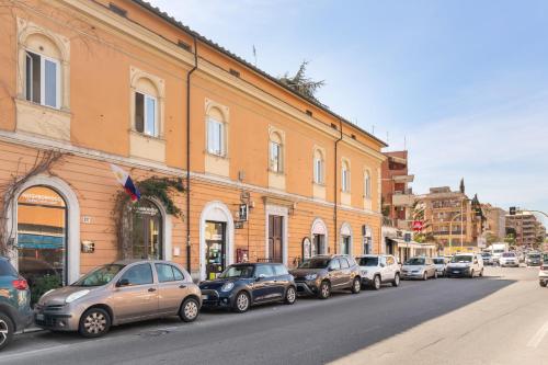 Vatican Stunning 2 BR Apartment
