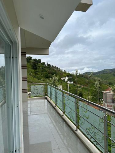 Μπαλκόνι ή βεράντα στο Joy Luxury 3 Bhk Villa